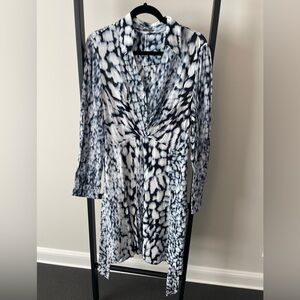 Elie Tahari Monochrome Patterned Dress